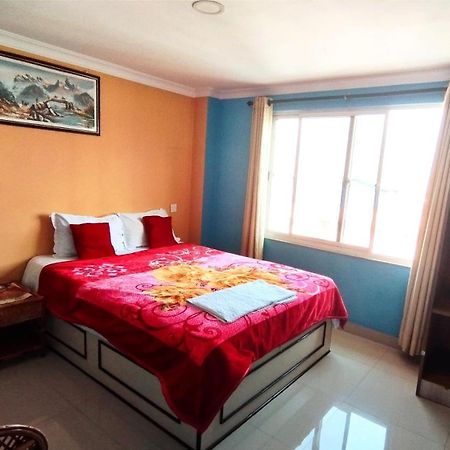 Hotel Tranquil Kathmandu Esterno foto